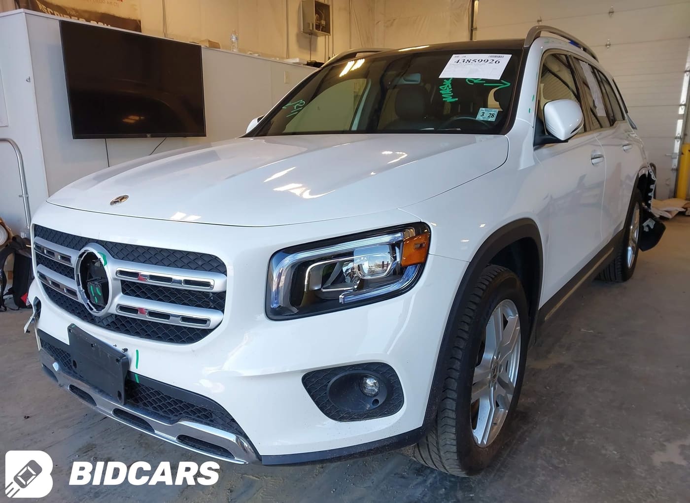 Mercedes-Benz GLB 250 4MATIC 2023 — 2